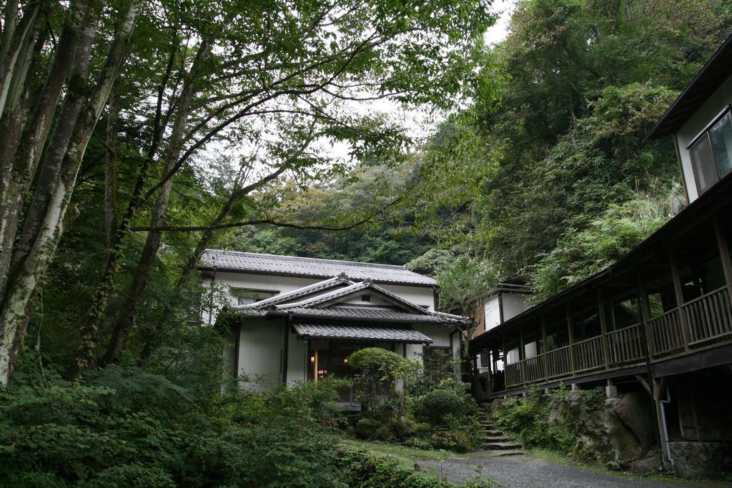 Yanagiya Hotell Chichibu Exteriör bild