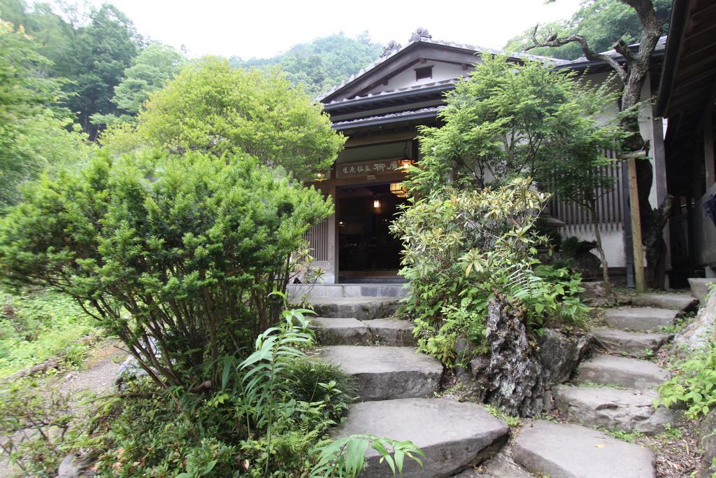 Yanagiya Hotell Chichibu Exteriör bild