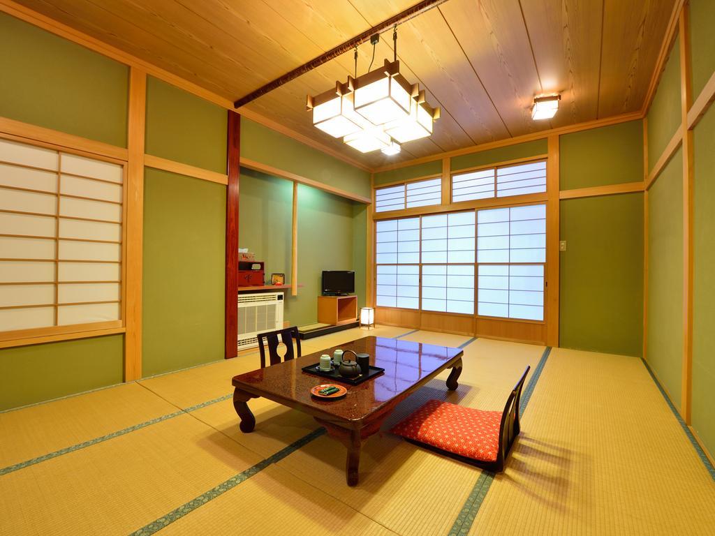 Yanagiya Hotell Chichibu Exteriör bild
